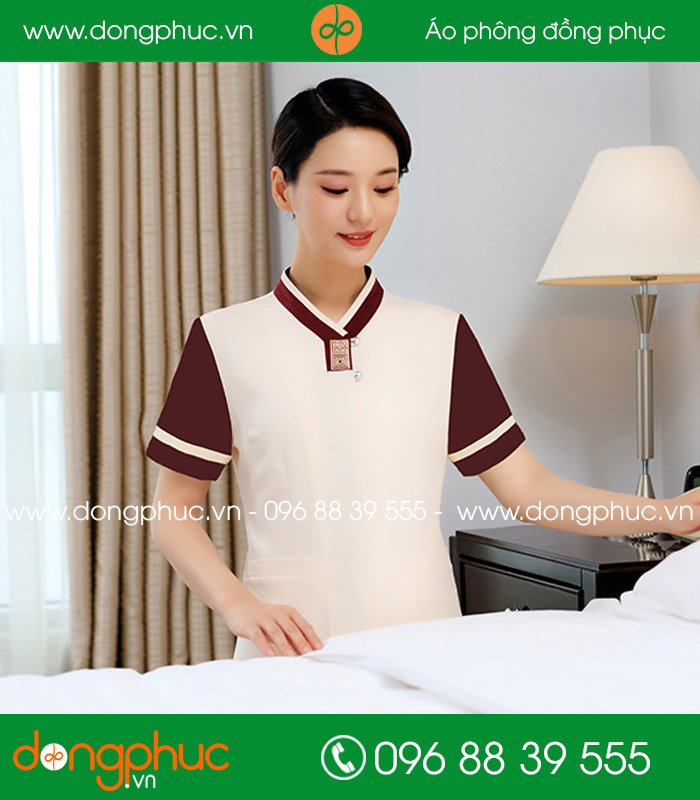 Đồng phục vệ sinh màu hồng nhạt viền nâu